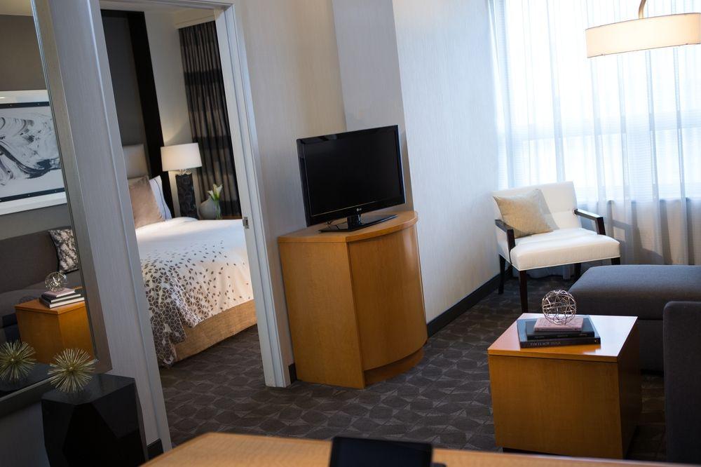 Renaissance Chicago O'Hare Suites Hotel Rosemont Exterior foto