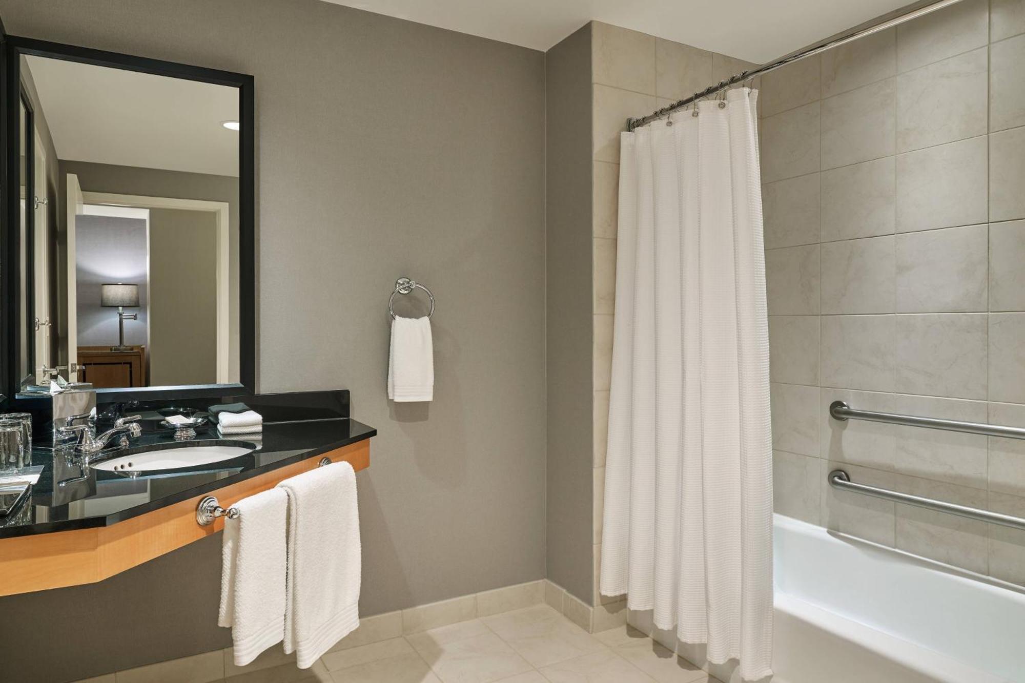 Renaissance Chicago O'Hare Suites Hotel Rosemont Exterior foto
