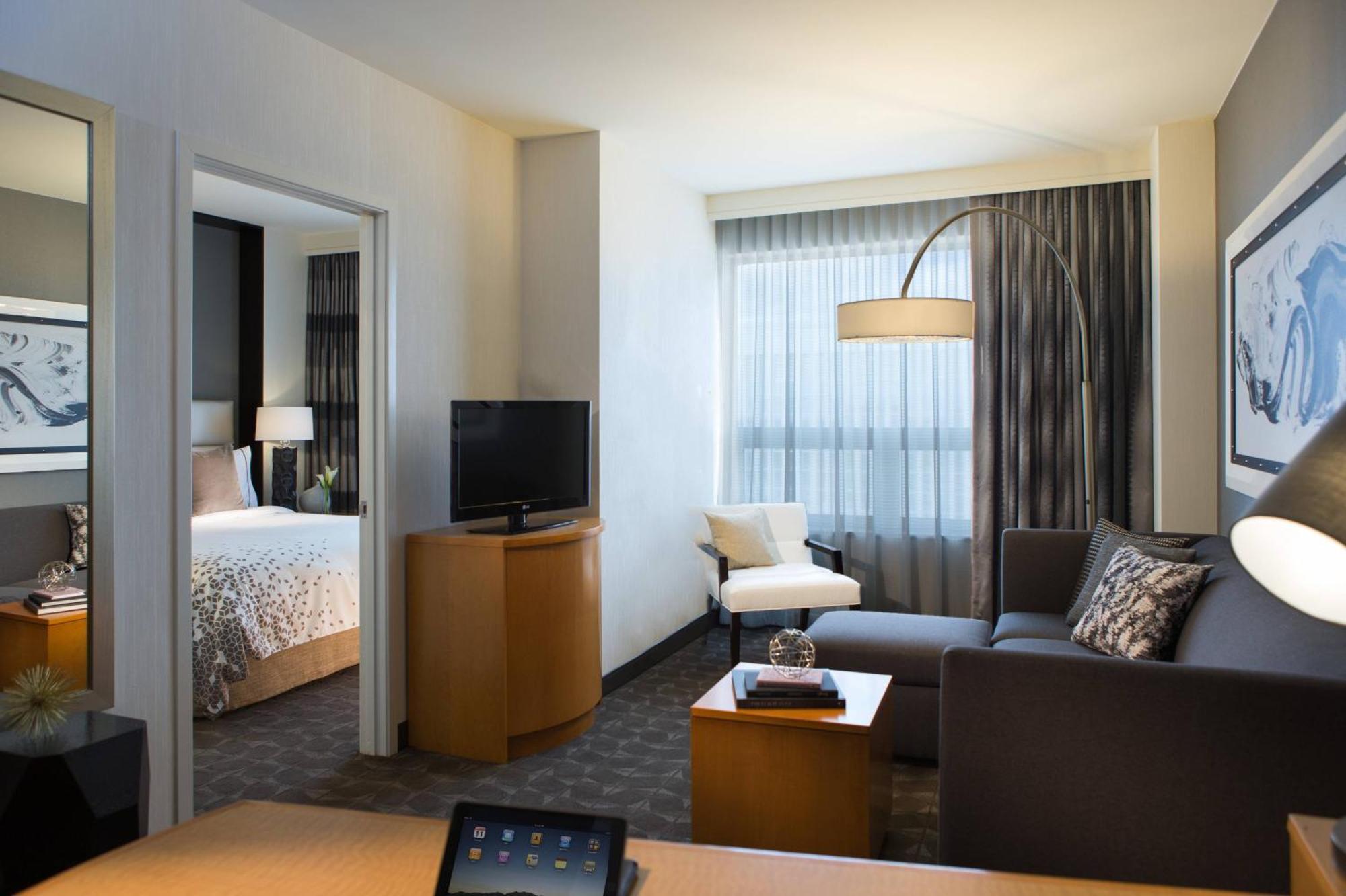 Renaissance Chicago O'Hare Suites Hotel Rosemont Exterior foto