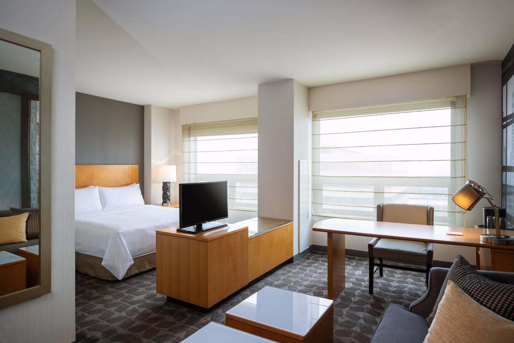 Renaissance Chicago O'Hare Suites Hotel Rosemont Exterior foto